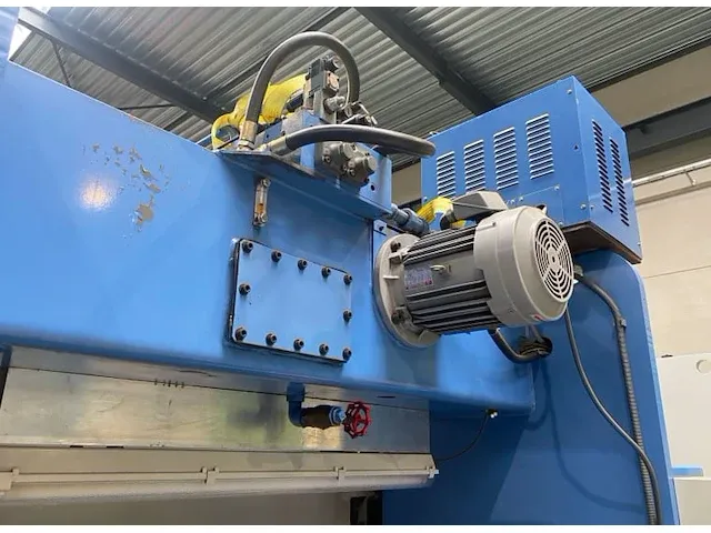 Mazak apex 50 cnc kantbank - afbeelding 7 van  9