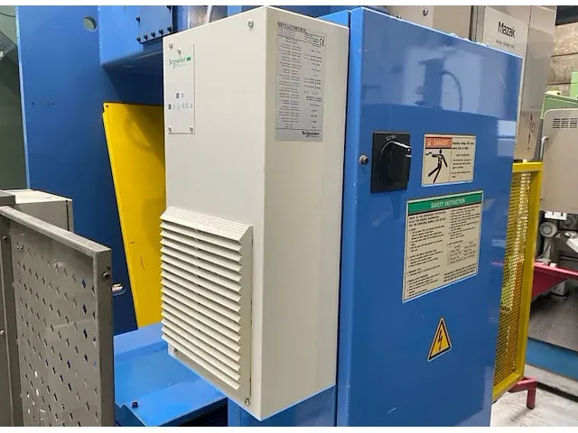 Mazak apex 50 cnc kantbank - afbeelding 9 van  9