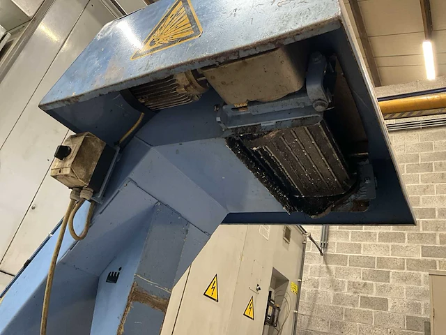Mazak vtc-300c cnc freesmachine - afbeelding 8 van  37