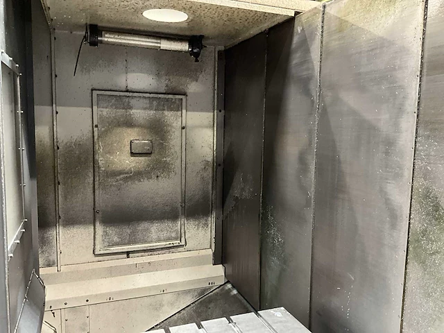 Mazak vtc-300c cnc freesmachine - afbeelding 13 van  37