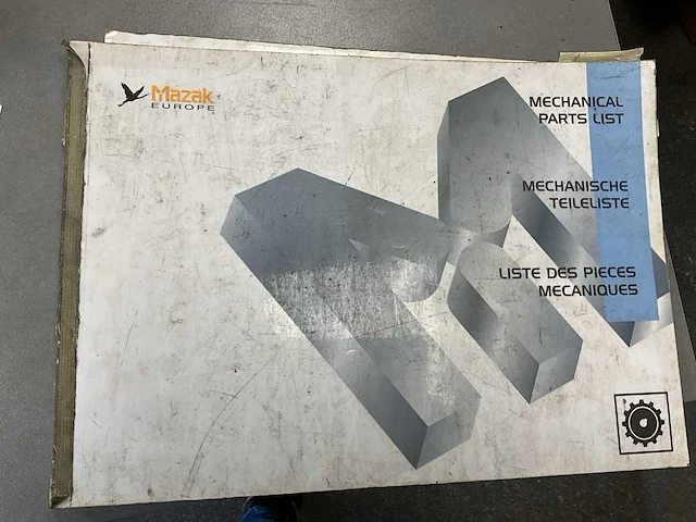 Mazak vtc-300c cnc freesmachine - afbeelding 30 van  37