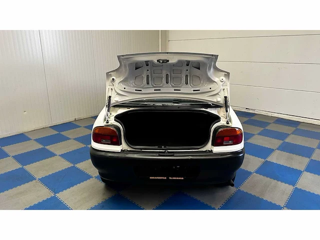 Mazda - 1999 - 121 - personenauto - afbeelding 3 van  39