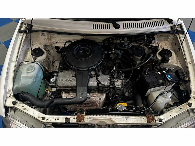 Mazda - 1999 - 121 - personenauto - afbeelding 38 van  39