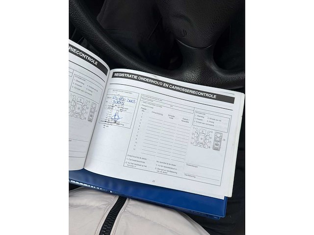 Mazda - 2001 - 123 - personenauto - afbeelding 9 van  23