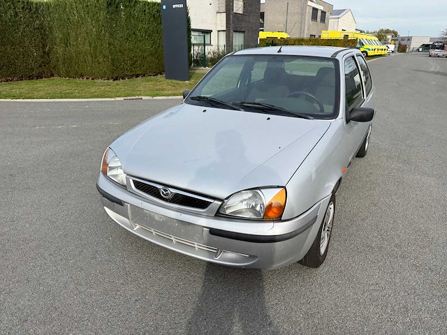 Mazda - 2001 - 123 - personenauto - afbeelding 18 van  23