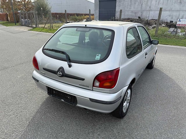 Mazda - 2001 - 123 - personenauto - afbeelding 22 van  23