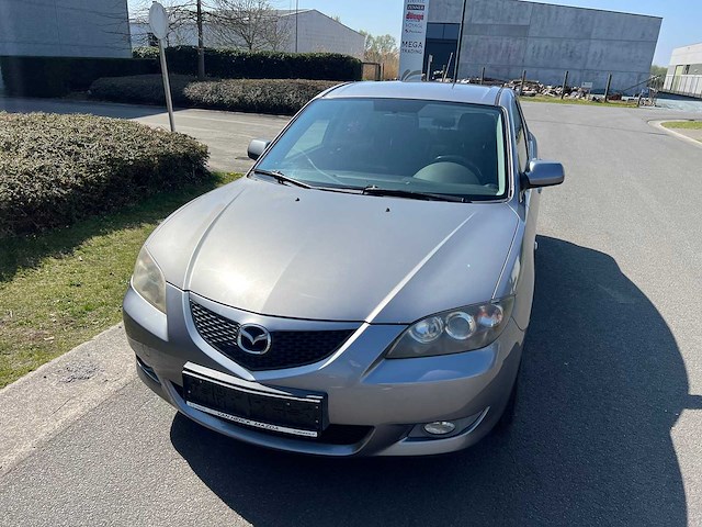 Mazda - 2005 - 3 - personenauto - afbeelding 16 van  18