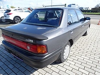 Mazda - 323 - old timer - personenauto - 1992 - afbeelding 14 van  17