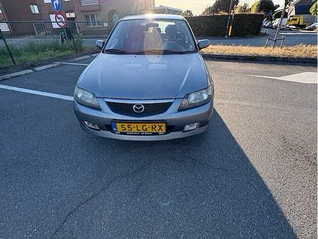Mazda - 323 fastbreak - 1.6i exclusive - car - 2003 - afbeelding 7 van  14