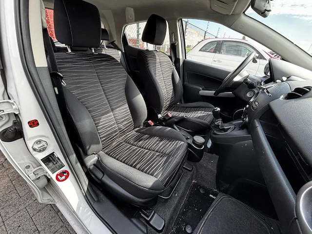 Mazda 2,2008 - afbeelding 14 van  32