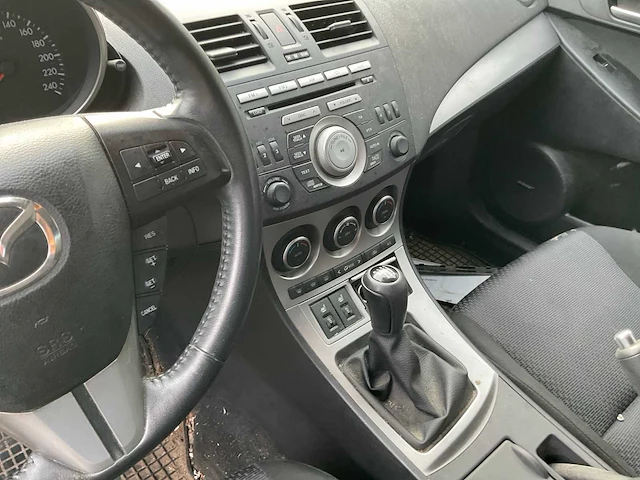 Mazda 3 personenauto - afbeelding 11 van  12