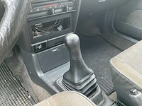 Mazda 323 oldtimer - afbeelding 10 van  11