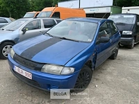 Mazda 323 - afbeelding 1 van  10