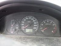 Mazda 323f - afbeelding 3 van  18