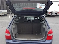 Mazda 323f - afbeelding 15 van  18