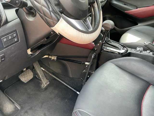 Mazda cx-3 4wd aangepast voor mindervalide. - afbeelding 20 van  55