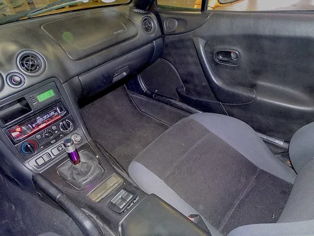 Mazda mx-5 (1.6) custom - afbeelding 28 van  45