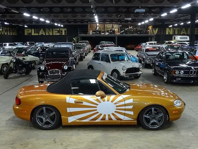 Mazda mx-5 (1.6) custom - afbeelding 34 van  45