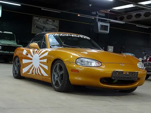 Mazda mx-5 (1.6) custom - afbeelding 41 van  45