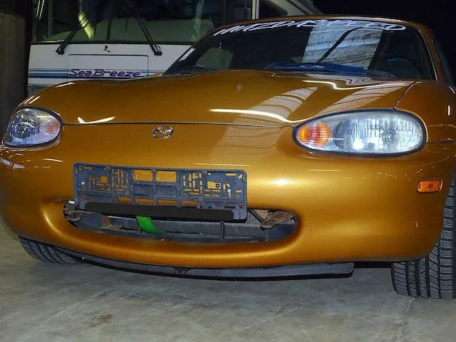 Mazda mx-5 (1.6) custom - afbeelding 43 van  45