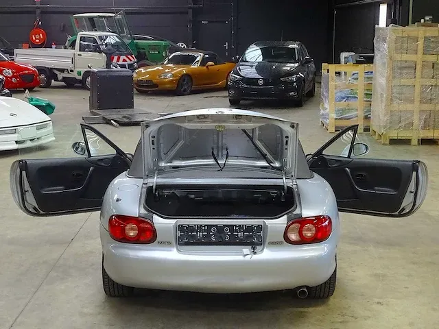Mazda mx-5 - afbeelding 19 van  50