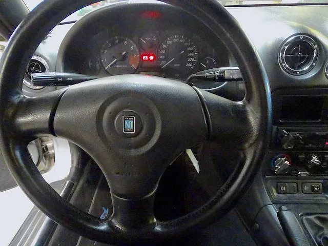 Mazda mx-5 - afbeelding 32 van  50