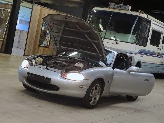 Mazda mx-5 - afbeelding 35 van  50