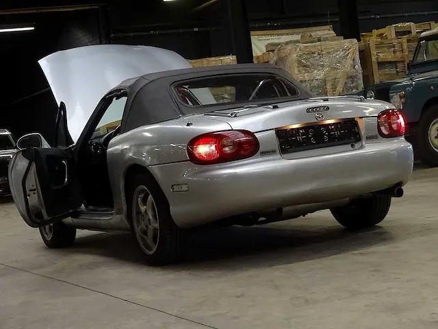 Mazda mx-5 - afbeelding 40 van  50