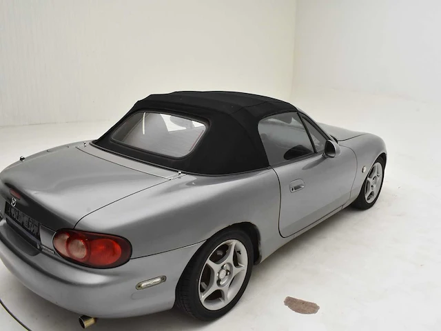 Mazda mx5 - afbeelding 20 van  29