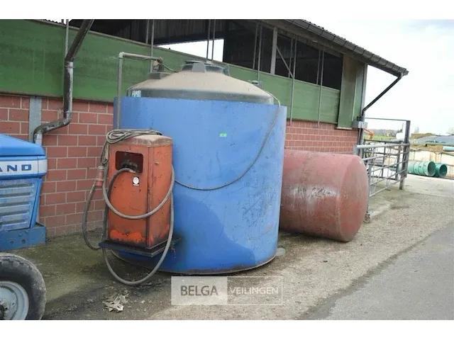 Mazout tank met pomp/pistool 380v type v5000 - afbeelding 2 van  3