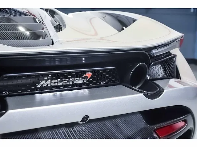 Mclaren 720s coupe 4,0l v8 twin turbo - 2018 - afbeelding 54 van  88