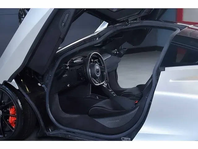 Mclaren 720s coupe 4,0l v8 twin turbo - 2018 - afbeelding 62 van  88