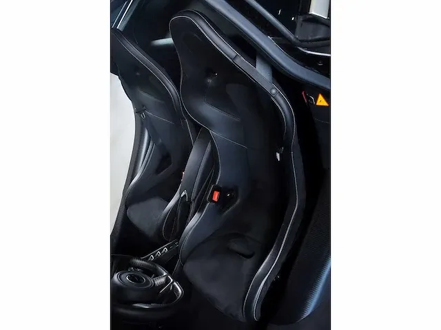 Mclaren 720s coupe 4,0l v8 twin turbo - 2018 - afbeelding 68 van  88
