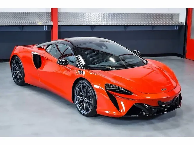 Mclaren artura coupe 3,0l twin turbocharged v6 - 2023 - afbeelding 2 van  100