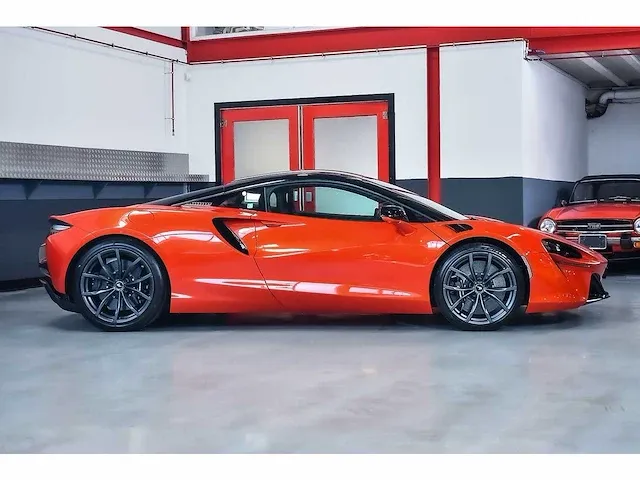 Mclaren artura coupe 3,0l twin turbocharged v6 - 2023 - afbeelding 7 van  100