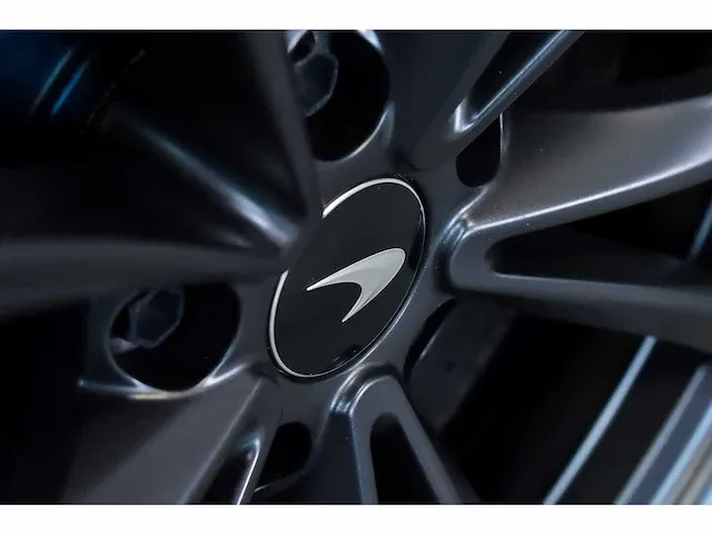 Mclaren artura coupe 3,0l twin turbocharged v6 - 2023 - afbeelding 15 van  100