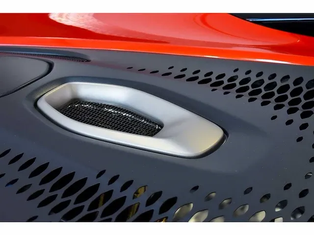 Mclaren artura coupe 3,0l twin turbocharged v6 - 2023 - afbeelding 17 van  100