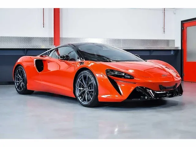 Mclaren artura coupe 3,0l twin turbocharged v6 - 2023 - afbeelding 13 van  100