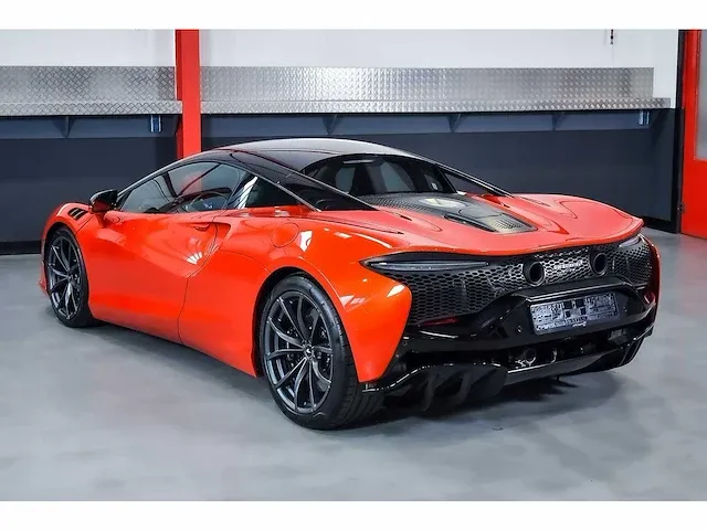 Mclaren artura coupe 3,0l twin turbocharged v6 - 2023 - afbeelding 48 van  100