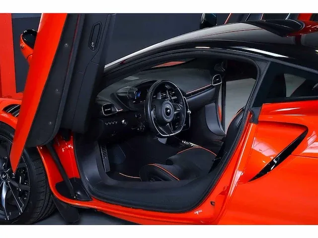 Mclaren artura coupe 3,0l twin turbocharged v6 - 2023 - afbeelding 81 van  100
