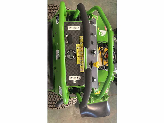Mean green - stalker - 2019 - afbeelding 1 van  6