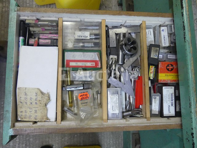 Mecatec ctv-800 freesmachine met kast en toebehoren - afbeelding 15 van  17