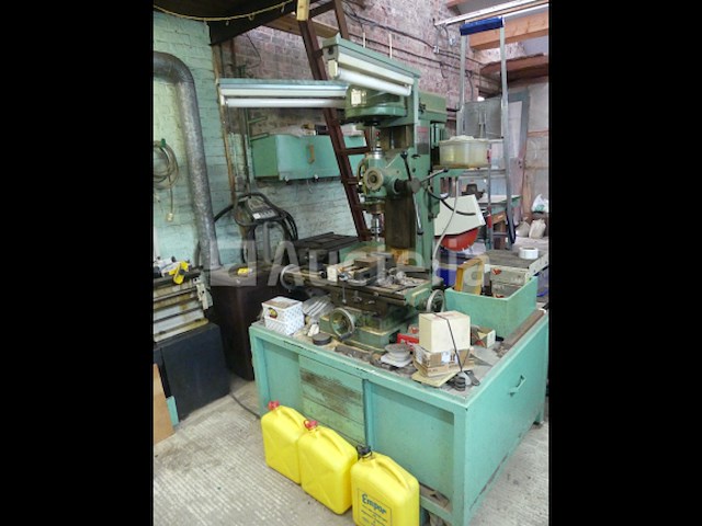 Mecatec ctv-800 freesmachine met kast en toebehoren - afbeelding 2 van  17