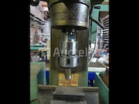 Mecatec ctv-800 freesmachine met kast en toebehoren - afbeelding 4 van  17