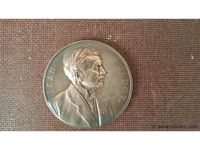 Medaille jean jadot - afbeelding 1 van  3