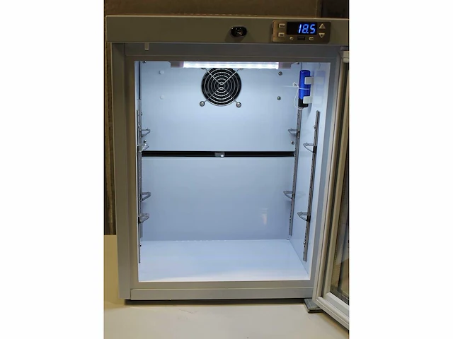 Medifridge laboratory fridge - afbeelding 2 van  4