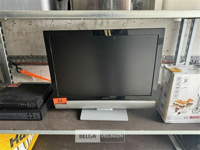 Medion scherm, bosch mixer 350w en rifatron dvr - afbeelding 1 van  4