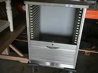 Medische kar met roldeur - afbeelding 7 van  7