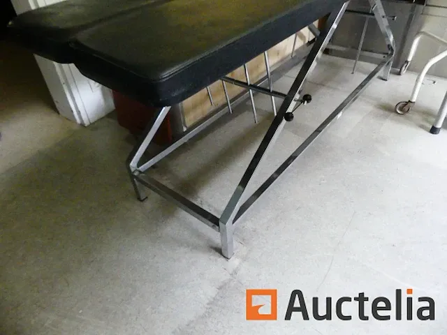 Medische tafels + fysiotherapie en weegschaal - afbeelding 6 van  15