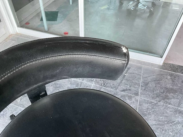 Medisit hoax stoelen (2x) - afbeelding 7 van  10